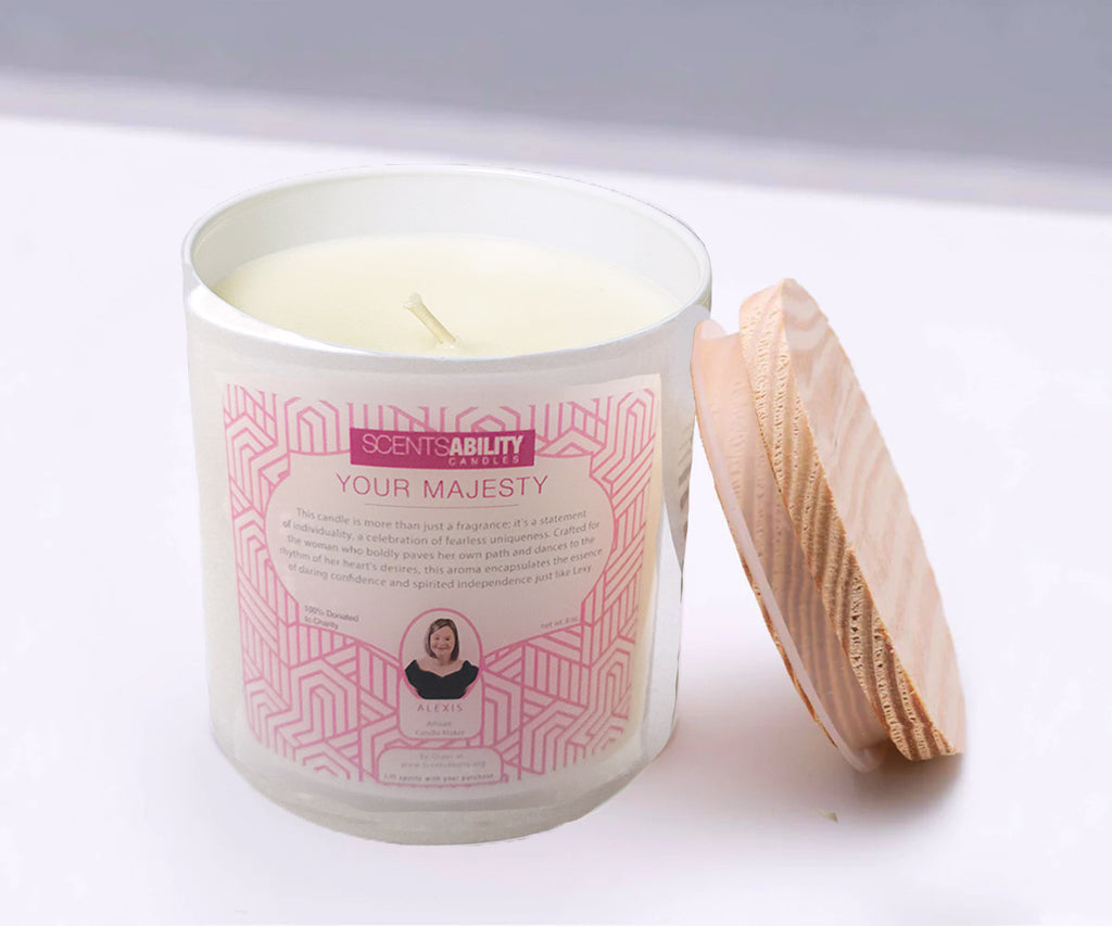The YOUR MAJESTY Candle